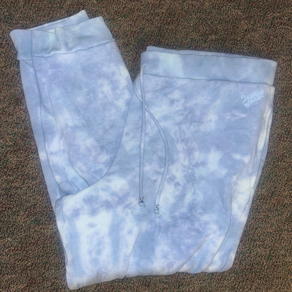 Brand new with tags Victoria’s Secret sweatpants in size XXL